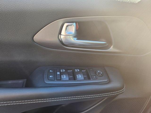 new 2026 Chrysler Voyager car