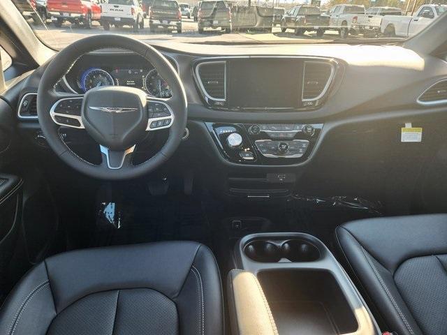 new 2026 Chrysler Voyager car