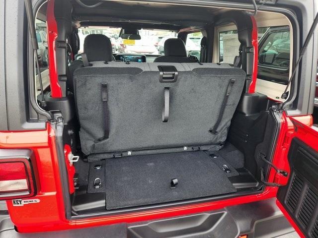 new 2026 Jeep Wrangler car, priced at $46,377