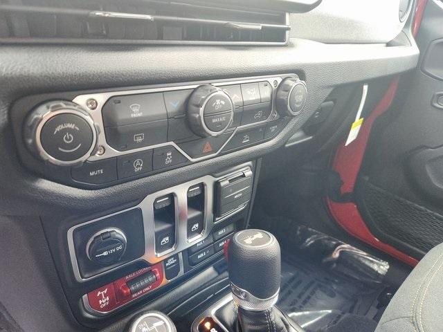 new 2026 Jeep Wrangler car, priced at $46,377