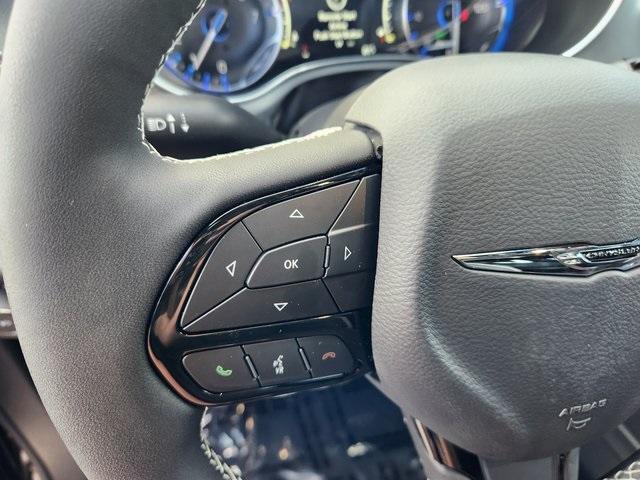 new 2026 Chrysler Pacifica car
