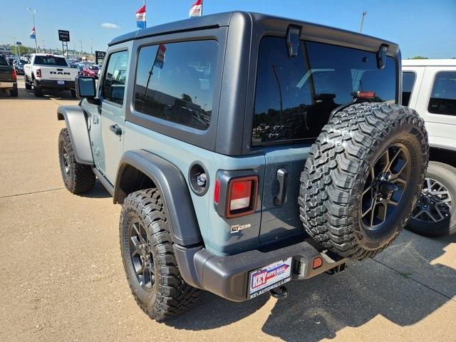 new 2025 Jeep Wrangler car, priced at $41,484