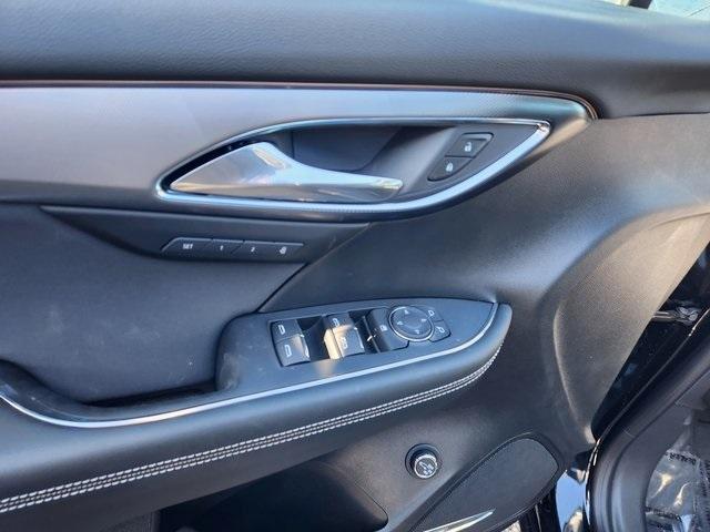 new 2025 Buick Envision car, priced at $39,735