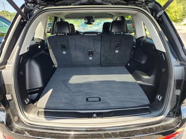 used 2023 Jeep Grand Cherokee car, priced at $33,999