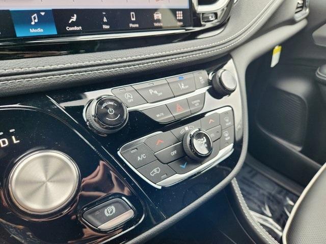 new 2026 Chrysler Pacifica car, priced at $48,227