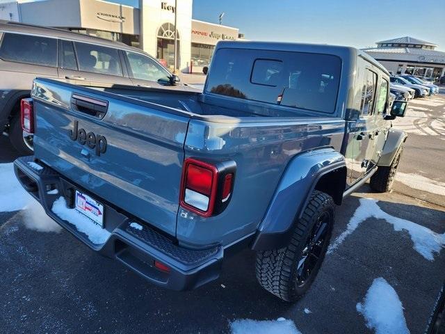 new 2025 Jeep Gladiator car, priced at $40,477