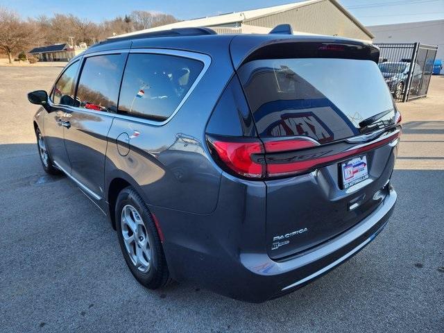 used 2022 Chrysler Pacifica car, priced at $29,999