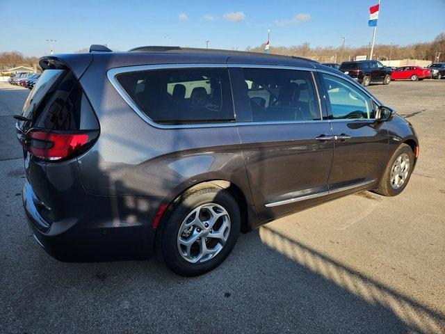 used 2022 Chrysler Pacifica car, priced at $29,999