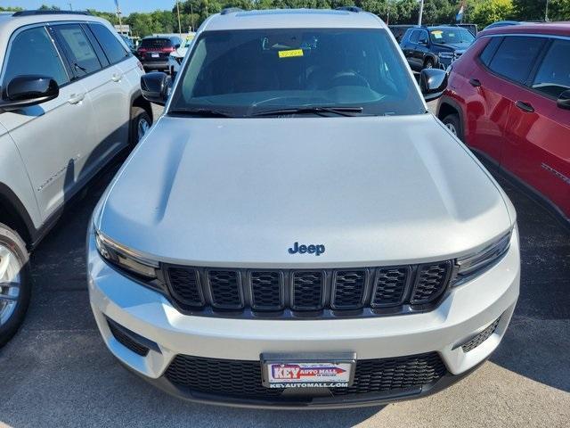 new 2025 Jeep Grand Cherokee car, priced at $44,480