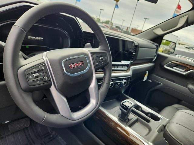 new 2025 GMC Sierra 1500 car, priced at $56,280