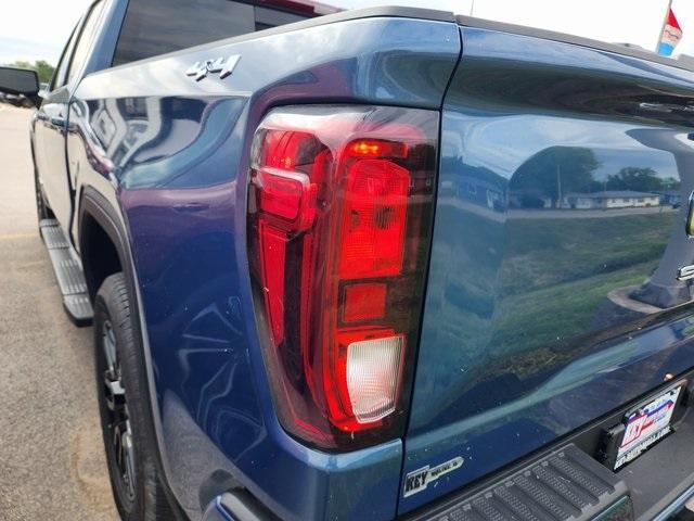 new 2025 GMC Sierra 1500 car, priced at $56,280