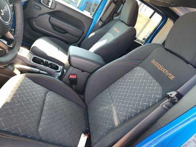 new 2025 Jeep Gladiator car, priced at $47,877