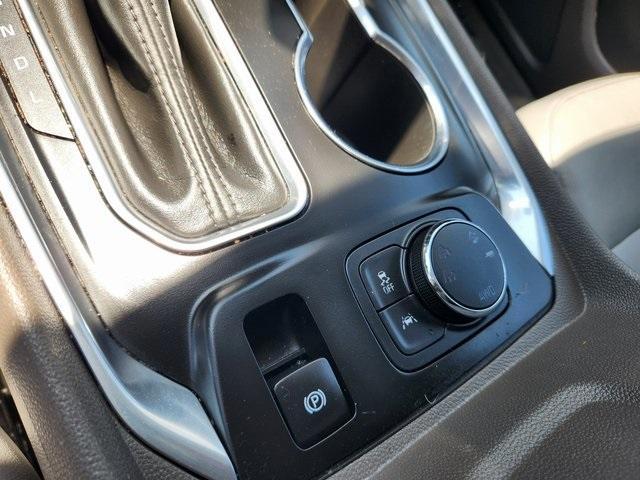 used 2020 Chevrolet Traverse car, priced at $20,999
