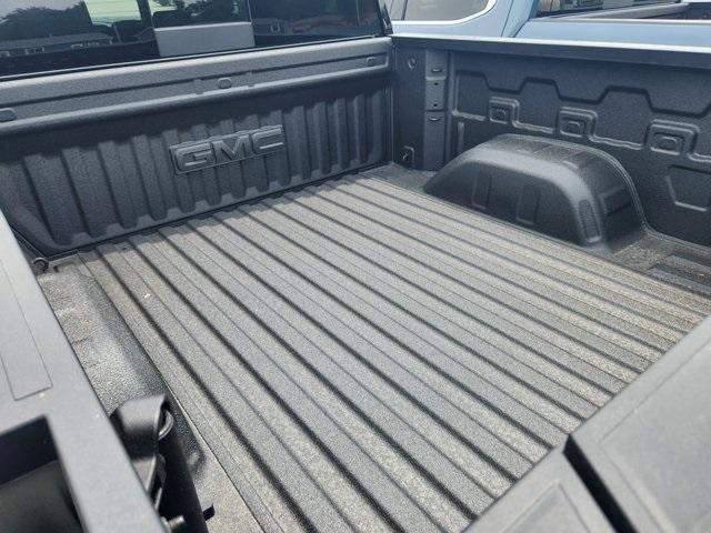 new 2025 GMC Sierra 1500 car, priced at $56,475