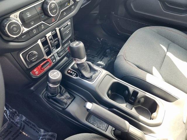 new 2025 Jeep Wrangler car, priced at $58,010