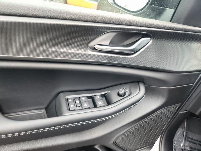 new 2025 Jeep Grand Cherokee car, priced at $42,915