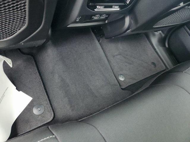 new 2025 Jeep Grand Cherokee car, priced at $42,915