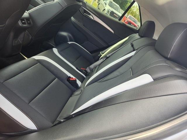 new 2025 Buick Envision car, priced at $42,735