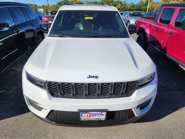 new 2025 Jeep Grand Cherokee car, priced at $44,435