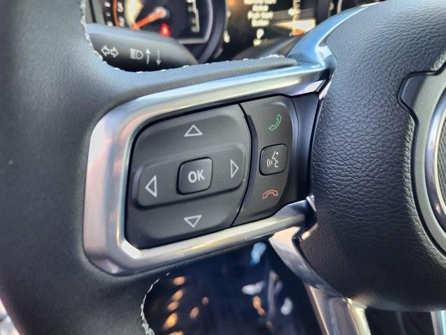 new 2025 Jeep Wrangler car, priced at $50,884
