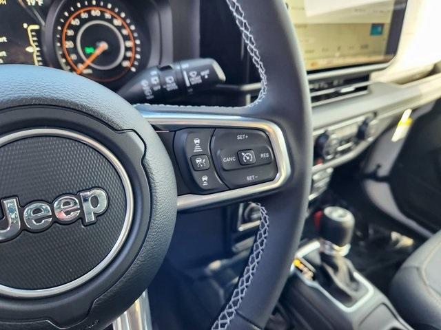 new 2025 Jeep Wrangler car, priced at $50,884