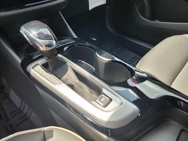 new 2025 Buick Envista car, priced at $30,485