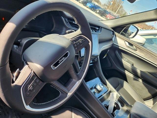 new 2025 Jeep Grand Cherokee L car, priced at $49,677