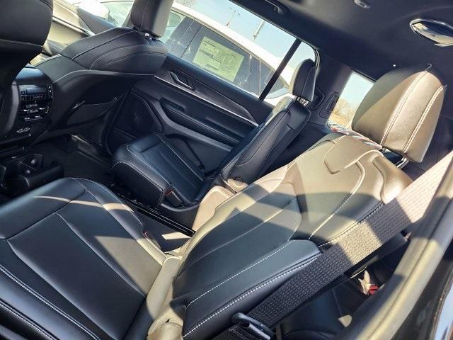 new 2025 Jeep Grand Cherokee L car, priced at $49,677