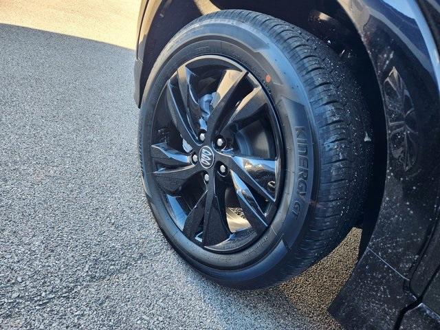 new 2025 Buick Encore GX car, priced at $27,025