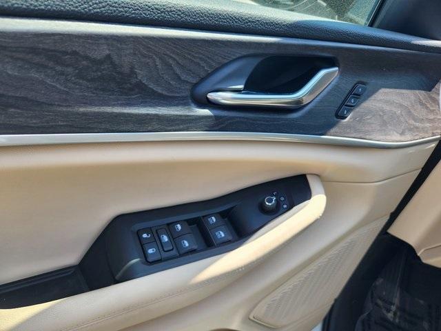 new 2025 Jeep Grand Cherokee car, priced at $48,612
