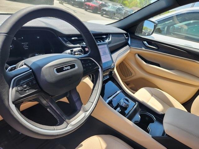 new 2025 Jeep Grand Cherokee car, priced at $48,612