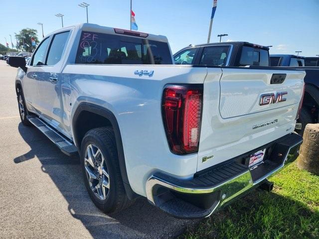 new 2025 GMC Sierra 1500 car, priced at $56,075