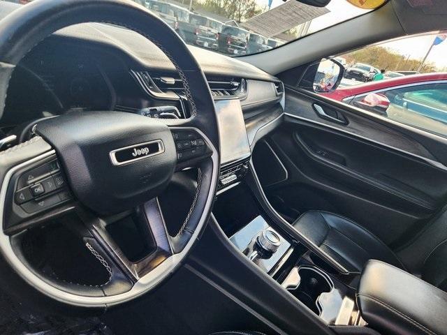 used 2022 Jeep Grand Cherokee car, priced at $34,999