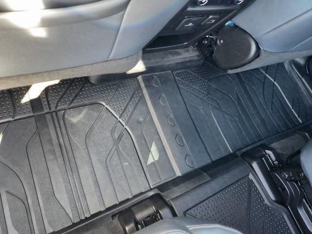 used 2020 Chevrolet Traverse car, priced at $25,999