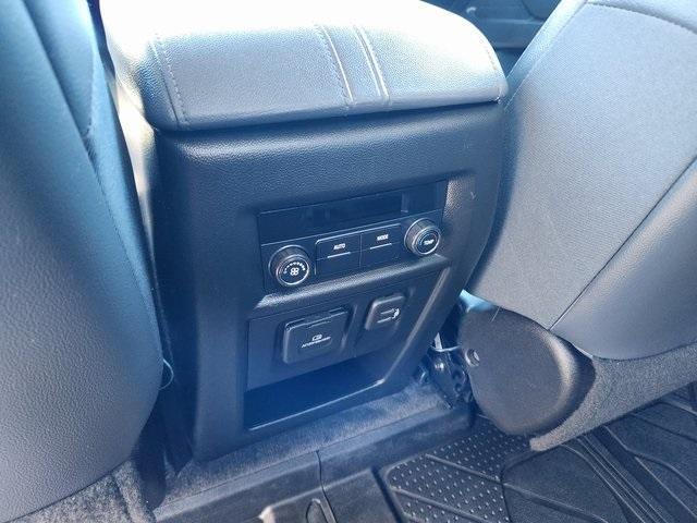 used 2020 Chevrolet Traverse car, priced at $25,999