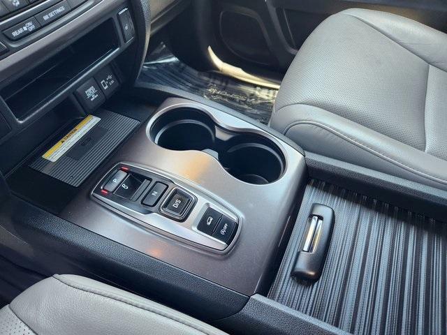 used 2022 Honda Passport car, priced at $30,999