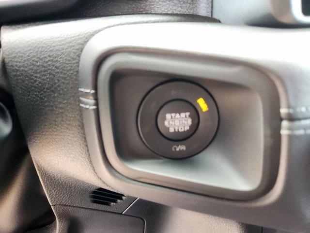 new 2025 Jeep Gladiator car, priced at $47,477