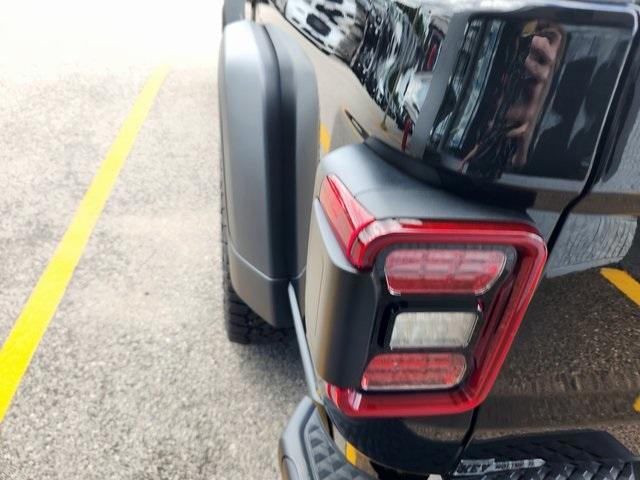 new 2025 Jeep Gladiator car, priced at $47,477