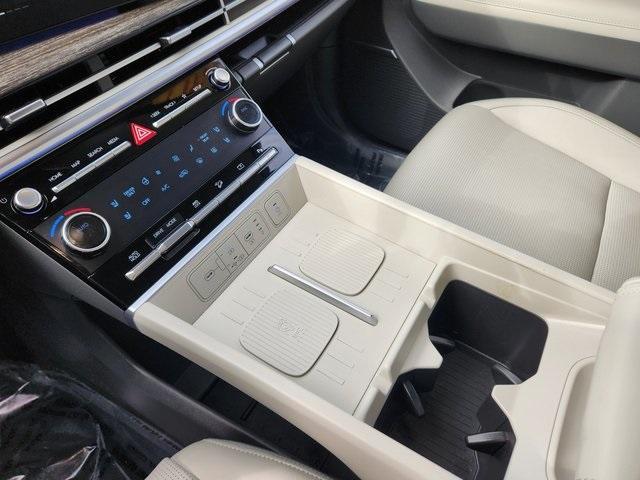 used 2024 Hyundai SANTA FE HEV car, priced at $40,999