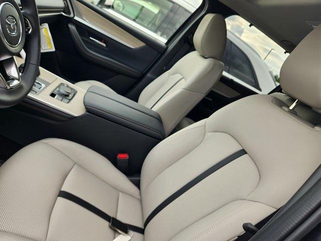 new 2025 Mazda CX-90 car, priced at $39,050