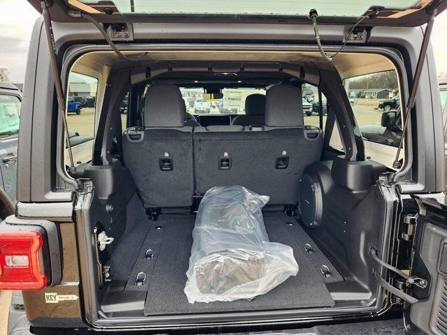 new 2025 Jeep Wrangler car, priced at $62,277