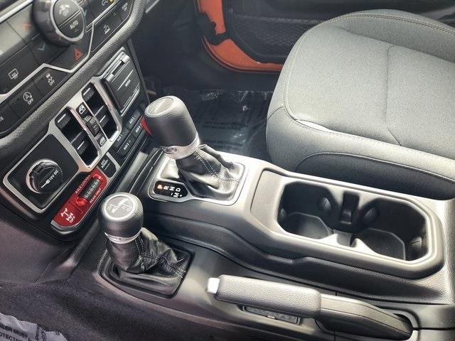 new 2025 Jeep Gladiator car, priced at $45,374