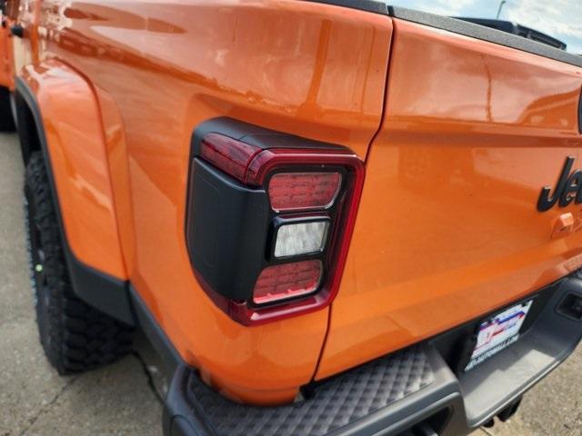 new 2025 Jeep Gladiator car, priced at $45,374
