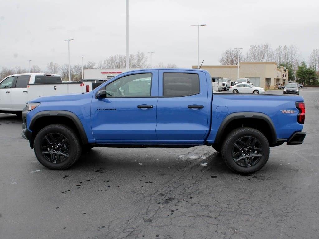 new 2025 Chevrolet Colorado car, priced at $42,800