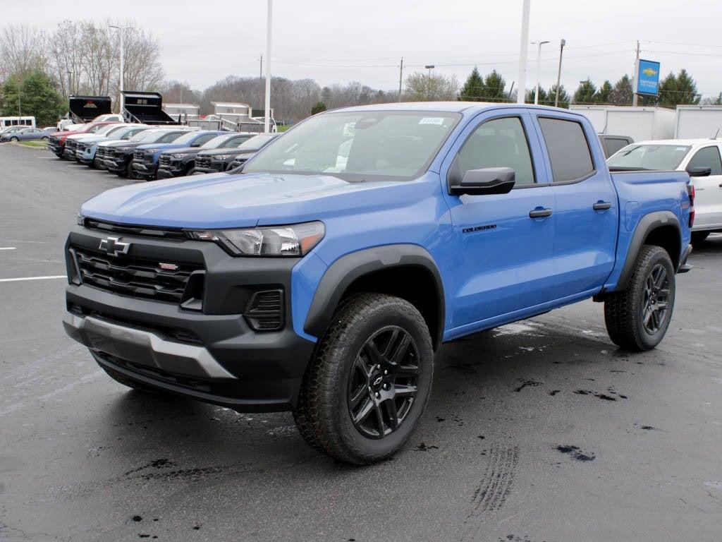 new 2025 Chevrolet Colorado car, priced at $42,800