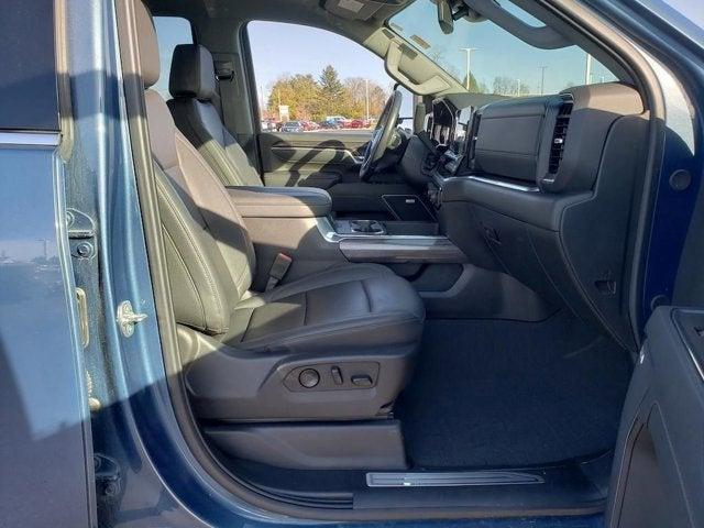 used 2025 Chevrolet Silverado 3500 car, priced at $71,998