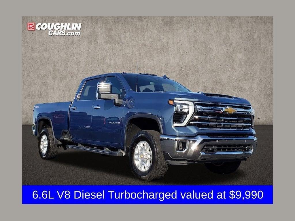 used 2025 Chevrolet Silverado 3500 car, priced at $71,998