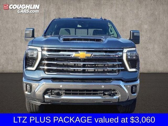 used 2025 Chevrolet Silverado 3500 car, priced at $71,998