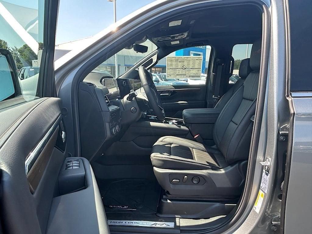 new 2025 Chevrolet Suburban car, priced at $99,449