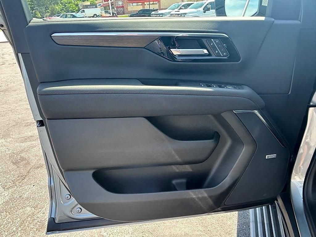 new 2025 Chevrolet Suburban car, priced at $99,449